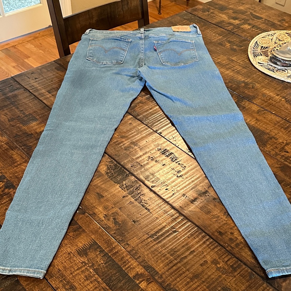 Women's Skinny Jeans in Light Blue - Picture 2 of 4